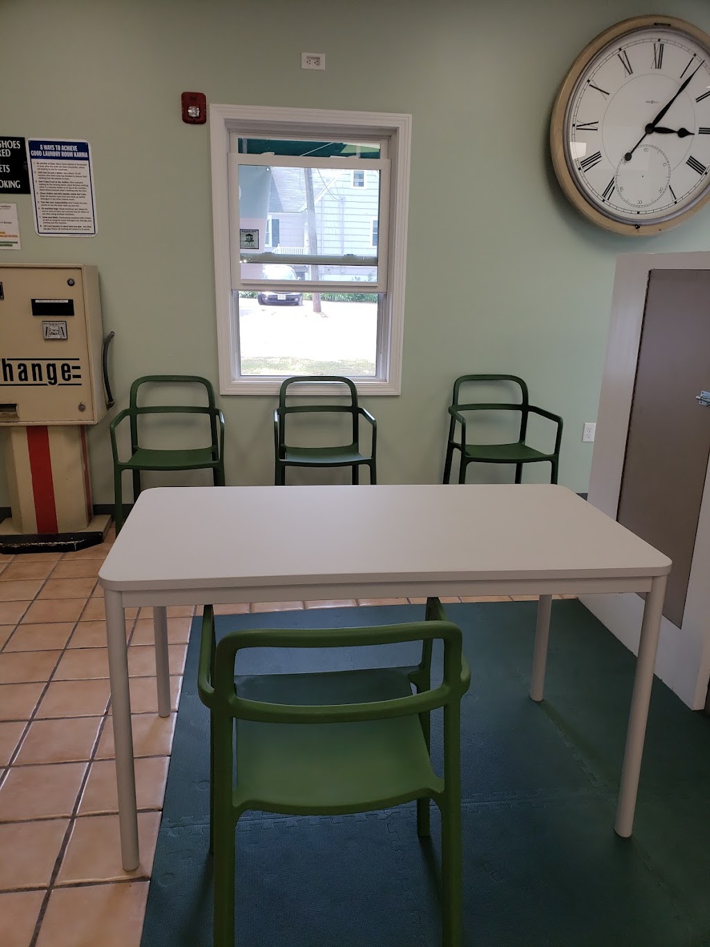 Soap Box Laundromat | 1344 Main St, Stratford, CT 06615 | Phone: (203) 380-2966