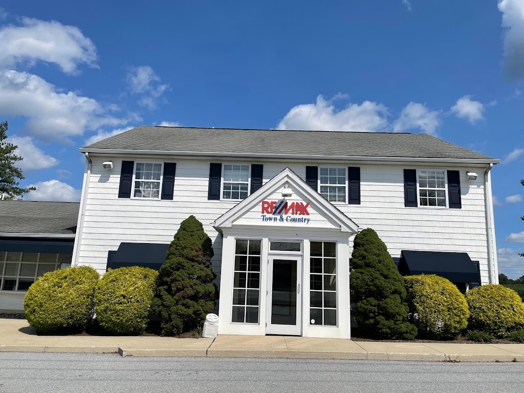 RE/MAX Town & Country, Real Estate | 1479 Wilmington Pike, West Chester, PA 19382 | Phone: (610) 675-7100