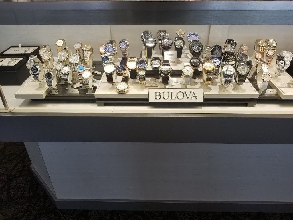 KAY Jewelers | 999 17 Montauk Hwy Ste. 17, Shirley, NY 11967 | Phone: (631) 399-2010