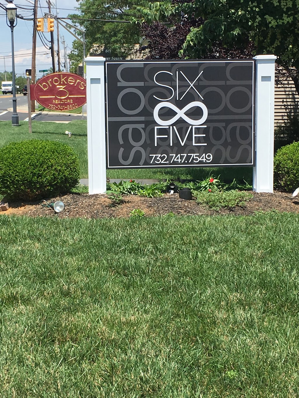 Salon Six Eight Five | 685 Broad St, Shrewsbury, NJ 07702 | Phone: (732) 747-7549