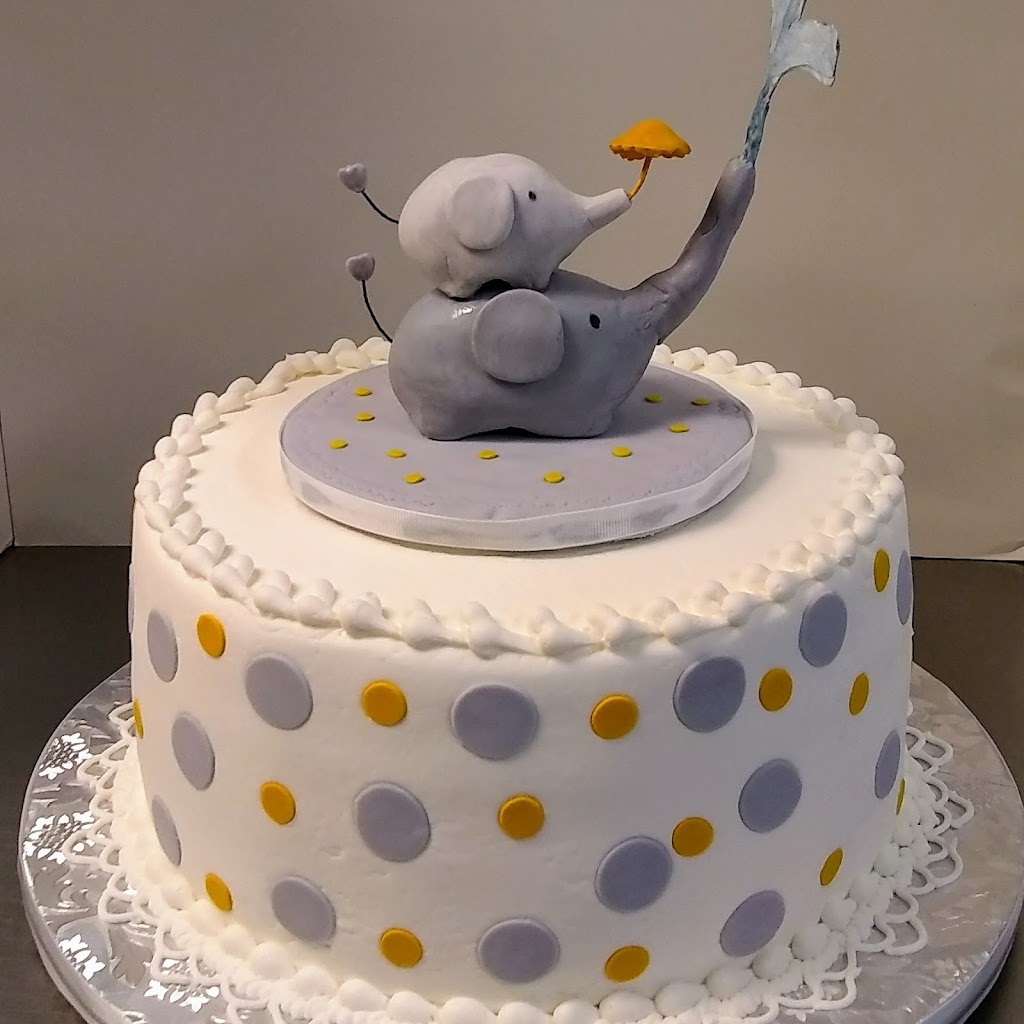 Cakes By Lilly | 447 Wall St, Hebron, CT 06248 | Phone: (860) 228-4289