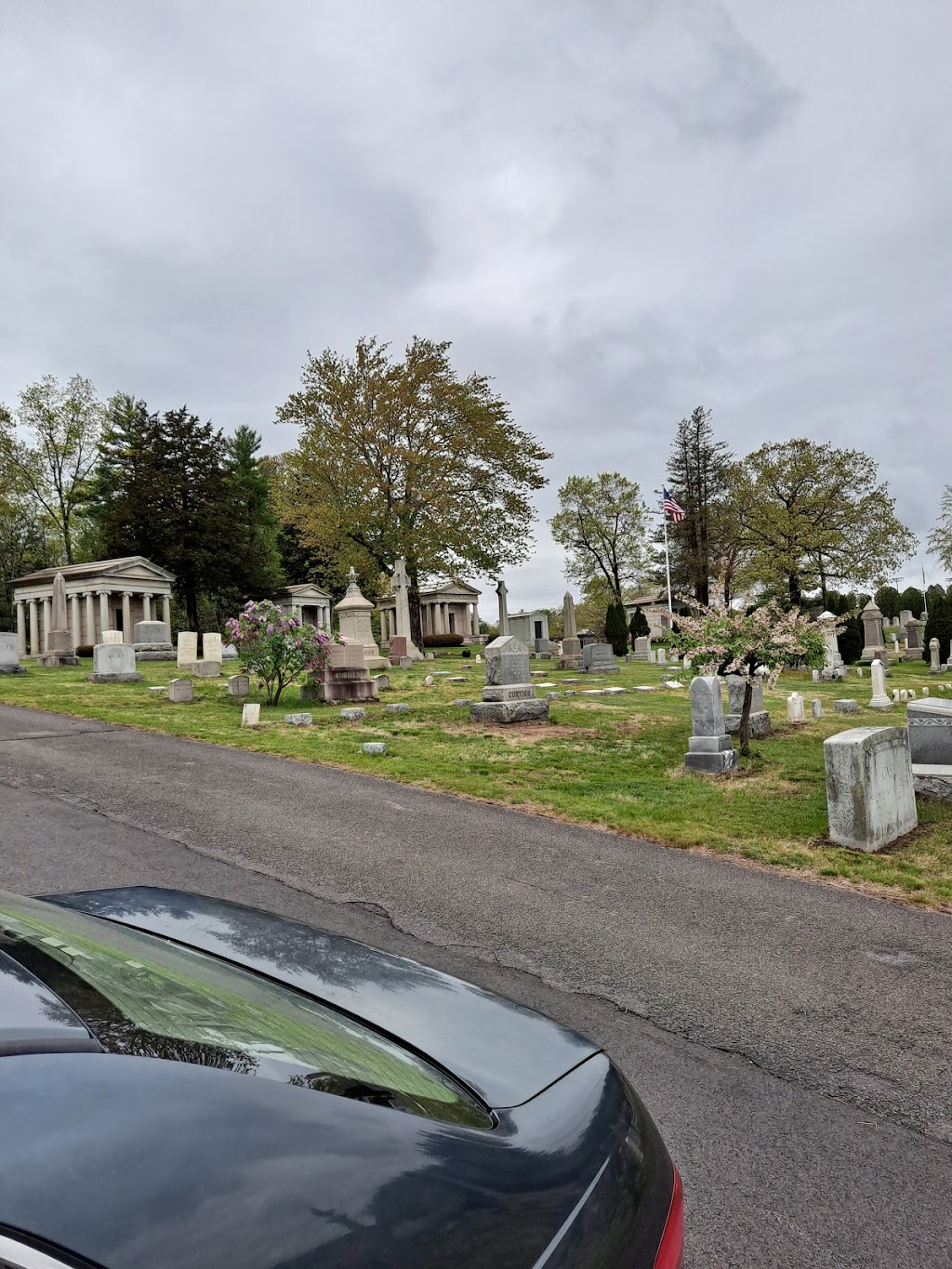 Simsbury Cemetery | 16 Plank Hill Rd, Simsbury, CT 06070 | Phone: (860) 408-9077
