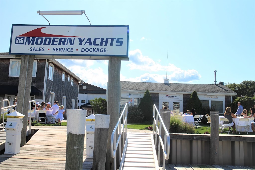 Modern Yachts Hampton Bays | 36 Newtown Rd, Hampton Bays, NY 11946 | Phone: (631) 728-2266