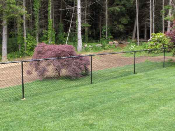 L & L Fence Co | 45 State Rd, Whately, MA 01093 | Phone: (413) 665-4981