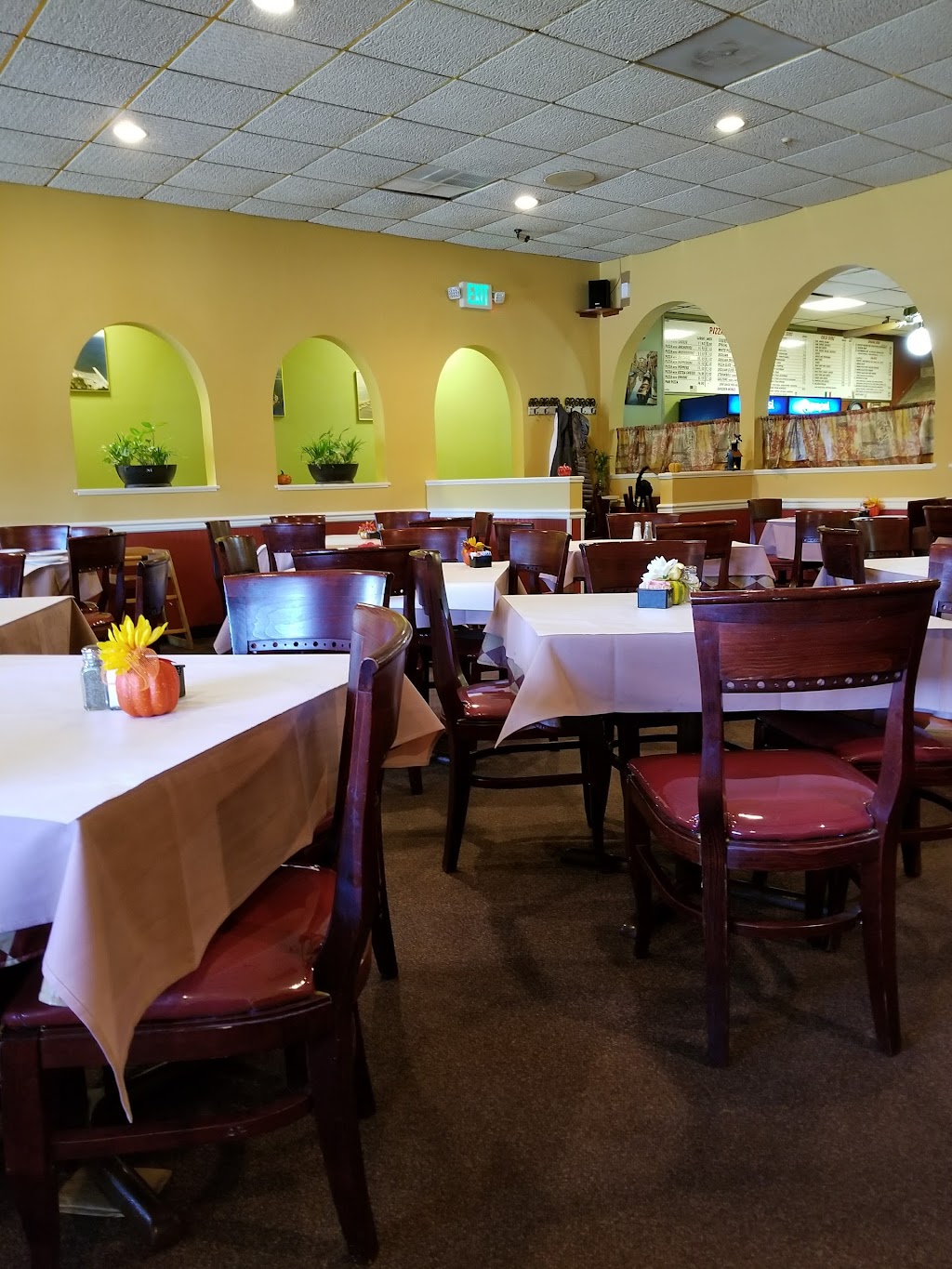 Orlando Italian Restaurant & Pizzeria | 420 NJ-34, Colts Neck, NJ 07722 | Phone: (732) 577-8808
