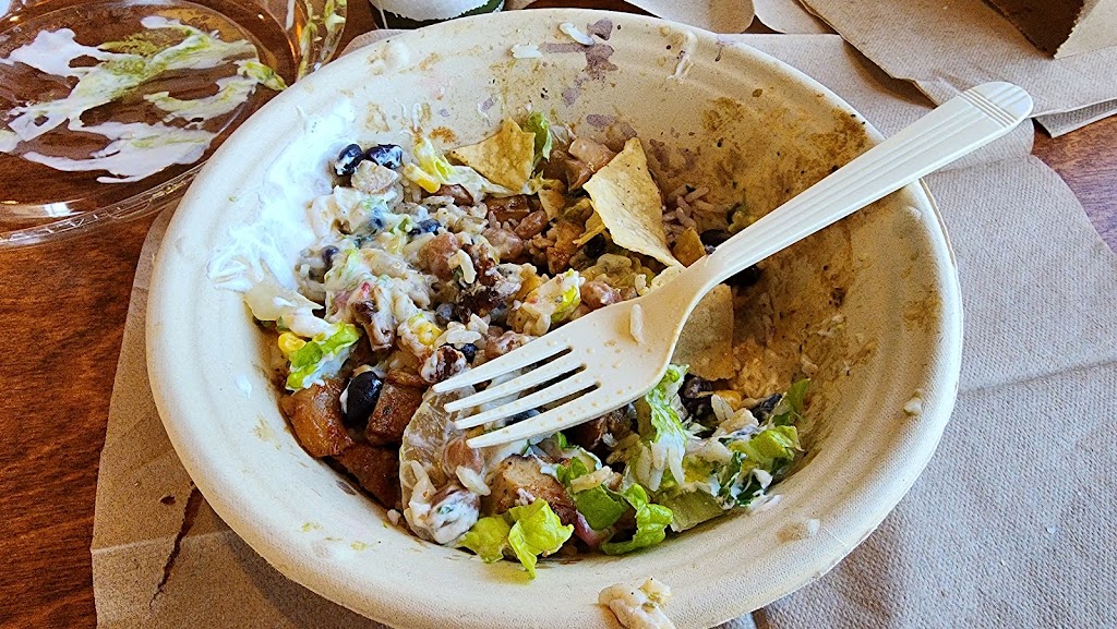 QDOBA Mexican Eats | 1024 Broadhollow Rd, Farmingdale, NY 11735 | Phone: (631) 393-6772