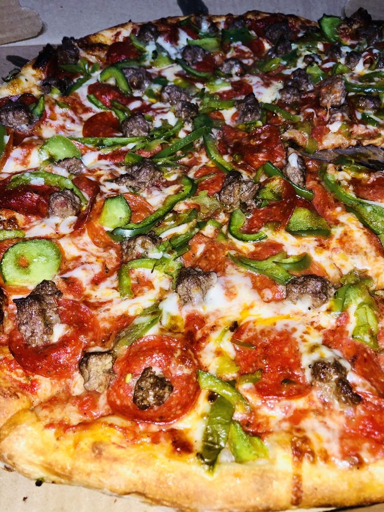 Bella Gusto Pizzeria | 450 Plumtree Rd, Springfield, MA 01118 | Phone: (413) 372-4287