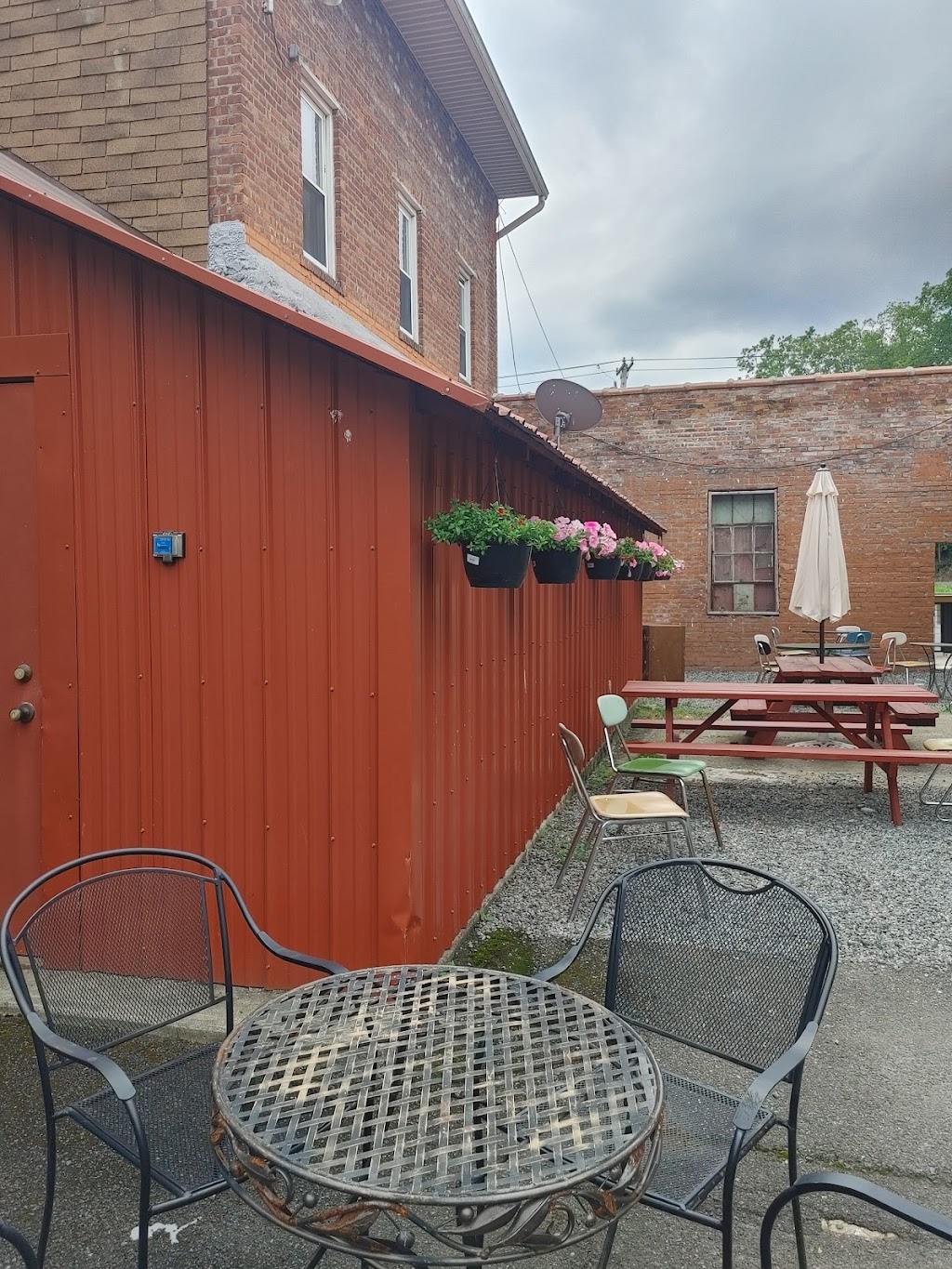 Old Factory Brewing Company | 628 Main St, Cairo, NY 12413 | Phone: (518) 662-0171