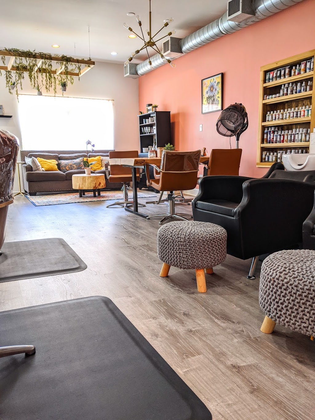 Salon Magnolia | 2651 E Somerset St, Philadelphia, PA 19134 | Phone: (215) 800-1373