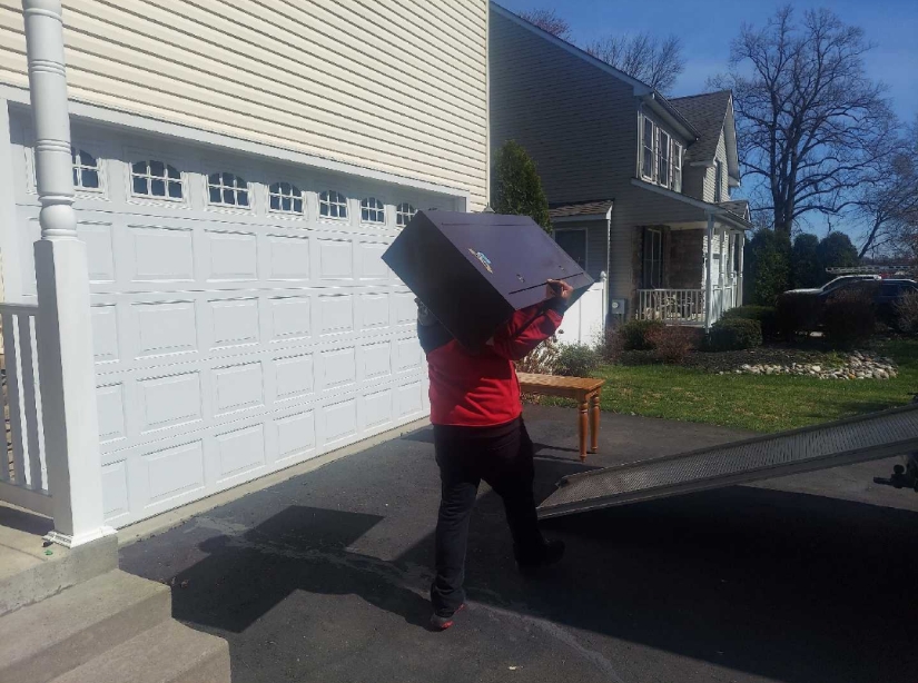 Revell Moving Co. | 63 N Pennsylvania Ave, Morrisville, PA 19067 | Phone: (610) 228-4760