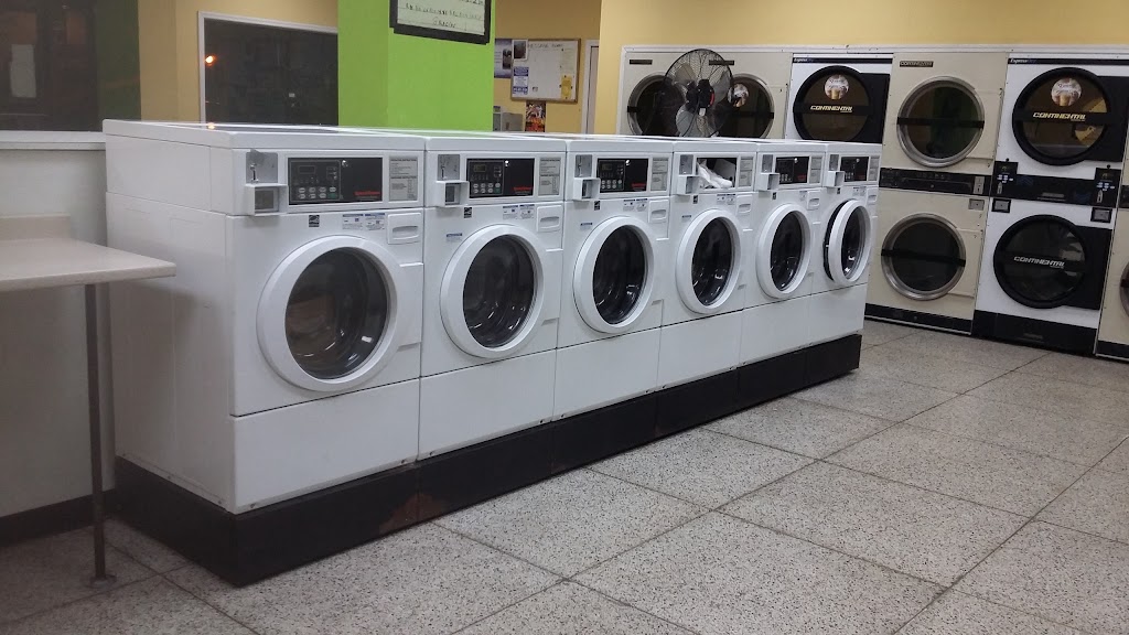 Wash & Dry Laundromat | 6450 Market St, Upper Darby, PA 19082 | Phone: (610) 352-4433