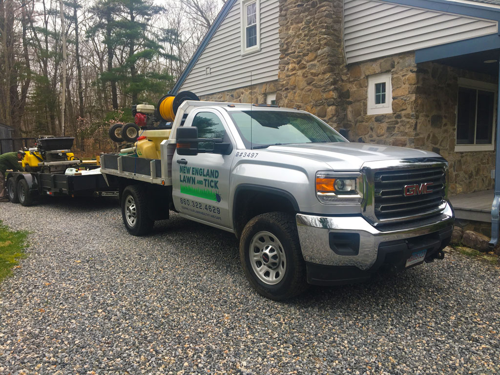 New England Lawn and Tick | 41 Hoop Pole Hill Rd, Chester, CT 06412 | Phone: (860) 322-4629