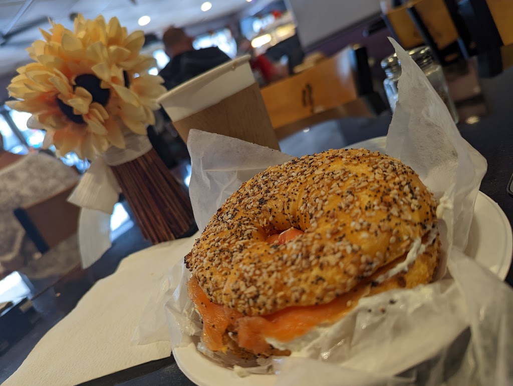 Bean and Bagel Cafe | 4426 Middle Country Rd, Calverton, NY 11933 | Phone: (631) 237-8979