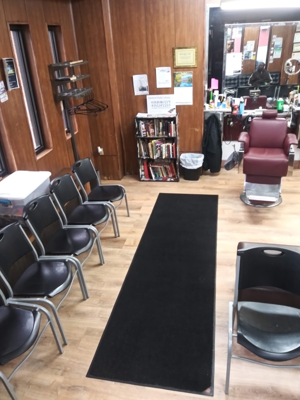 Norris Barber Shop | 183 Barbour St, Hartford, CT 06120 | Phone: (860) 728-8802