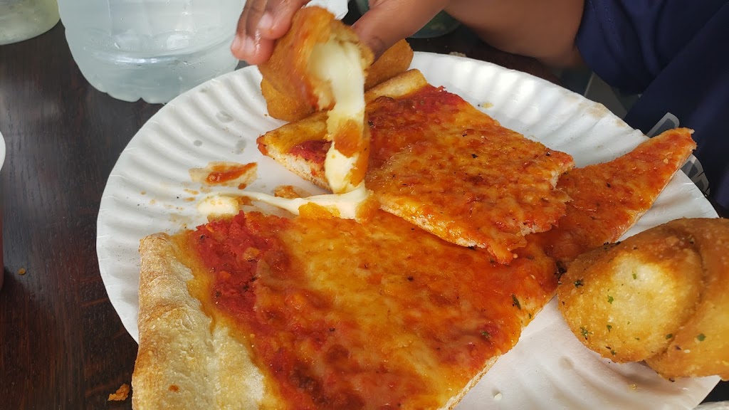 Dom’s Pizza & Pasta | 444 Saw Mill River Rd, Elmsford, NY 10523 | Phone: (914) 592-2118