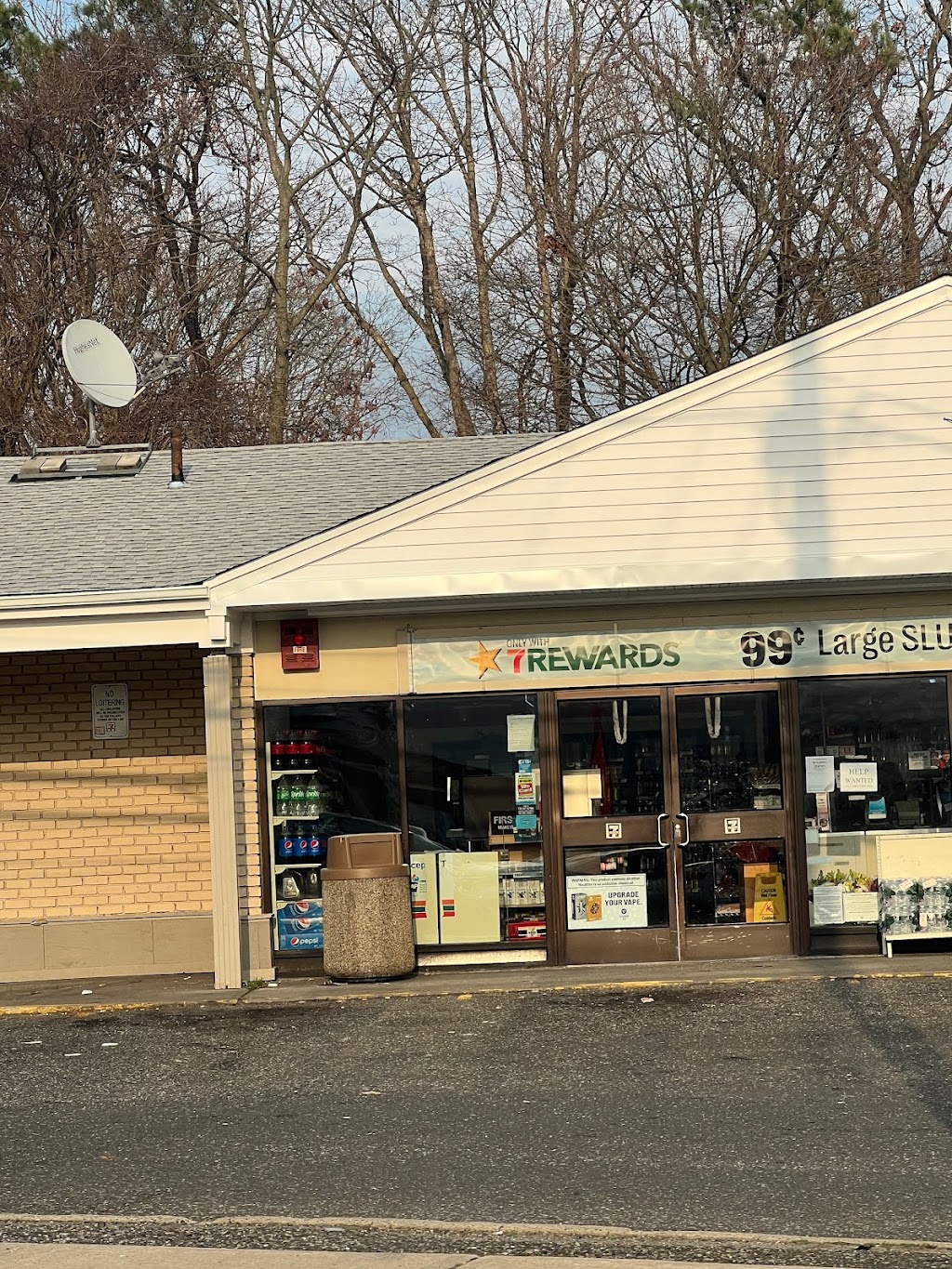 7-Eleven | 805 Medford Ave, Patchogue, NY 11772 | Phone: (631) 447-1754