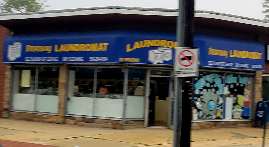 Broadway Laundromat | 301 Broadway, Lynbrook, NY 11563 | Phone: (516) 284-6184