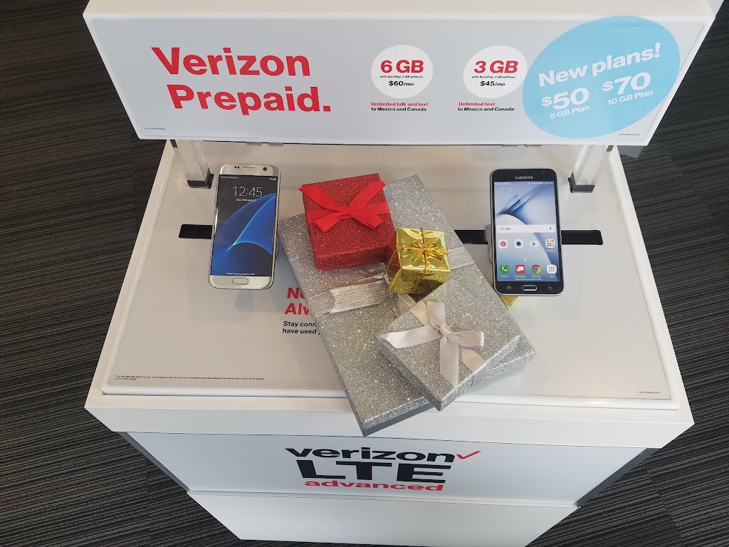 Verizon/All Wireless iPhone and Smartphone Repairs | 19-15 Utopia Pkwy, Queens, NY 11357 | Phone: (718) 352-0372