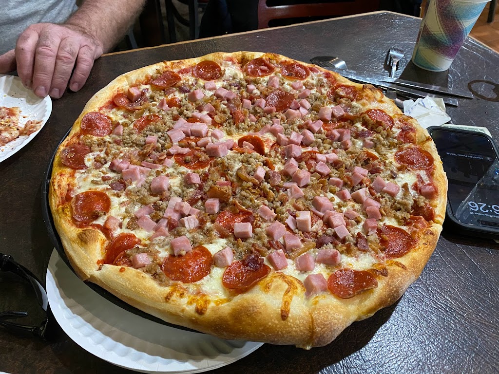 Dominics Pizza | 584 PA-940, Pocono Lake, PA 18347 | Phone: (570) 646-0266