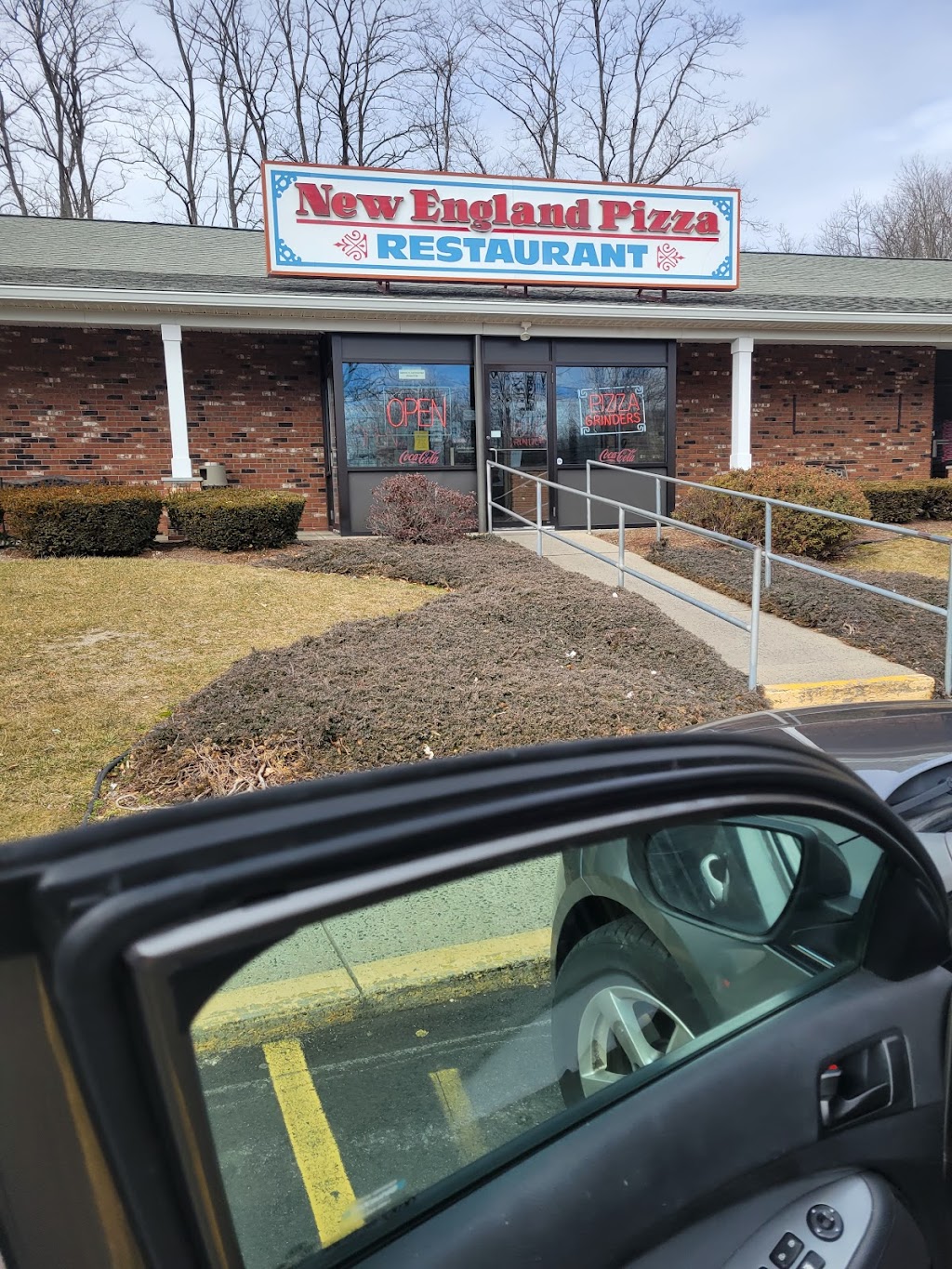 New England Pizza & Restaurant | 913 Hartford Turnpike, Vernon, CT 06066 | Phone: (860) 871-9300