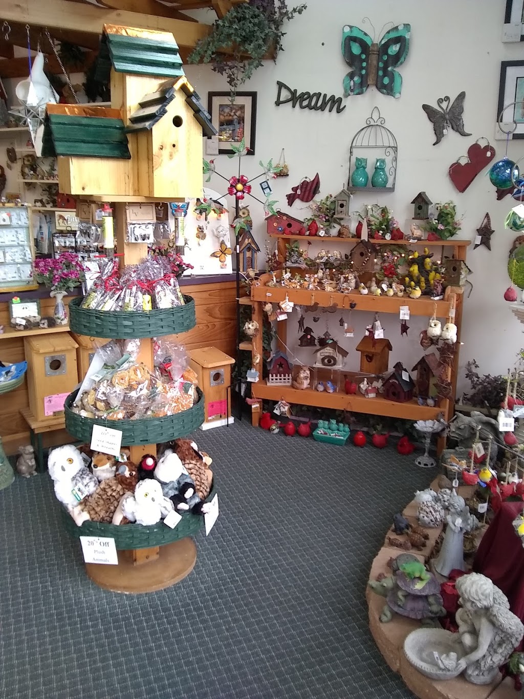 Birds & Beyond Inc. | 87 Gravel Pike, Collegeville, PA 19426 | Phone: (610) 489-6333