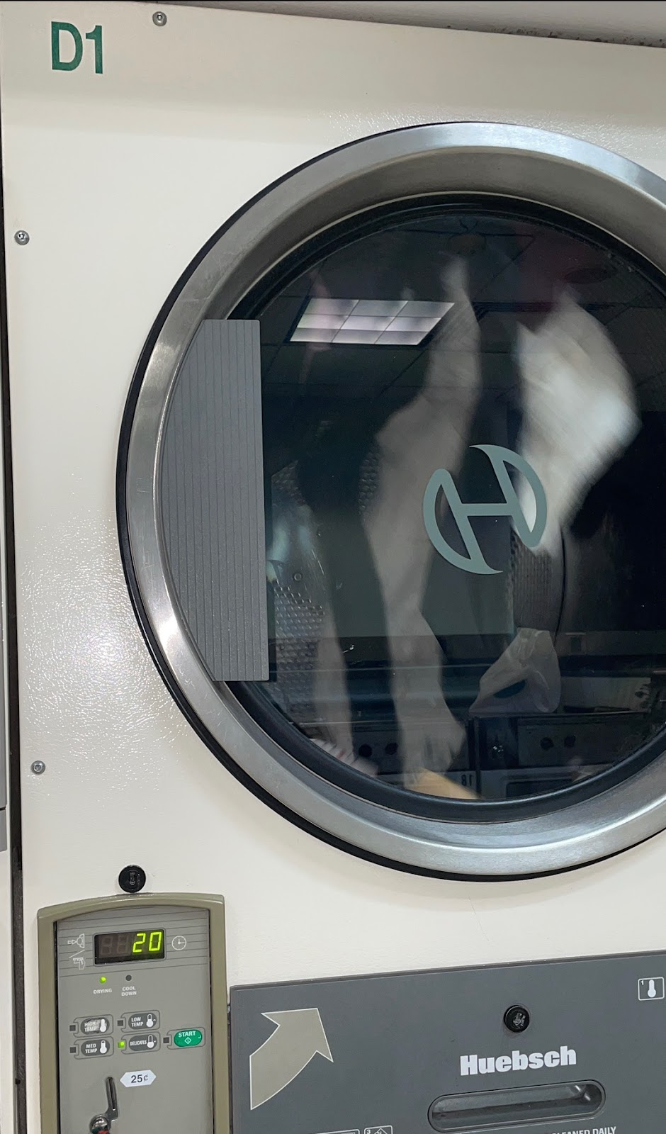 Soapy Sock Laundromat | 29-01 21st Ave, Queens, NY 11105 | Phone: (718) 606-6269