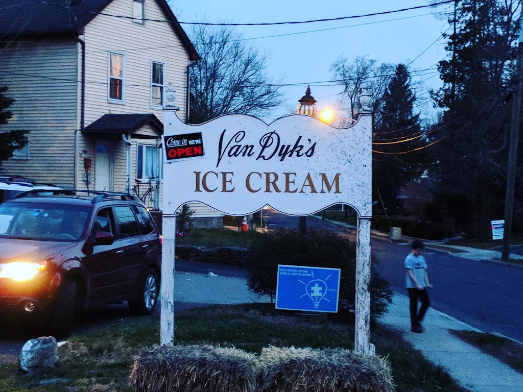 Van Dyks Homemade Ice Cream | 145 Ackerman Ave, Ridgewood, NJ 07450 | Phone: (201) 444-1429