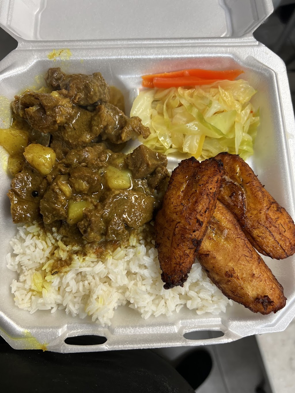 Likkle Hellshire Restaurant & Bar | 290 Watchung Ave, West Orange, NJ 07052 | Phone: (862) 252-6308