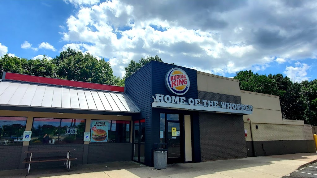 Burger King | 304 Hartford Turnpike, Vernon, CT 06066 | Phone: (860) 871-7318