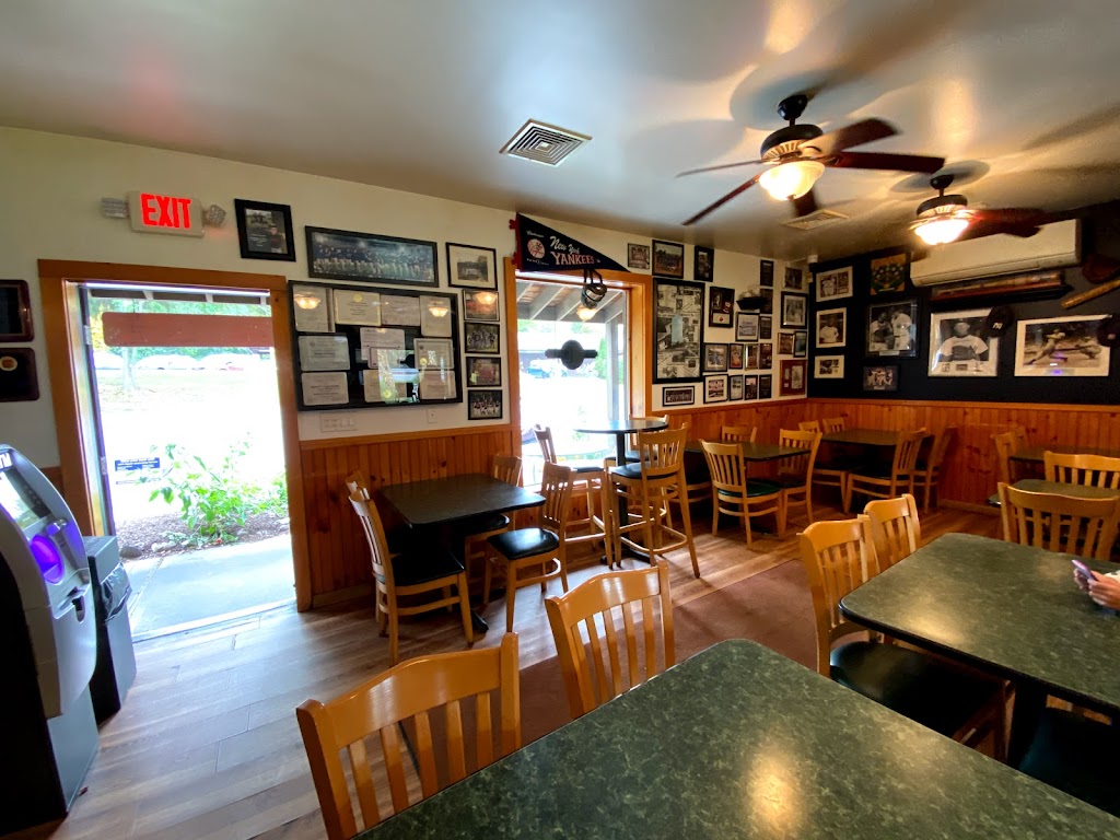 Bennys Pizzeria | 3835 US-209, Stone Ridge, NY 12484 | Phone: (845) 687-4243