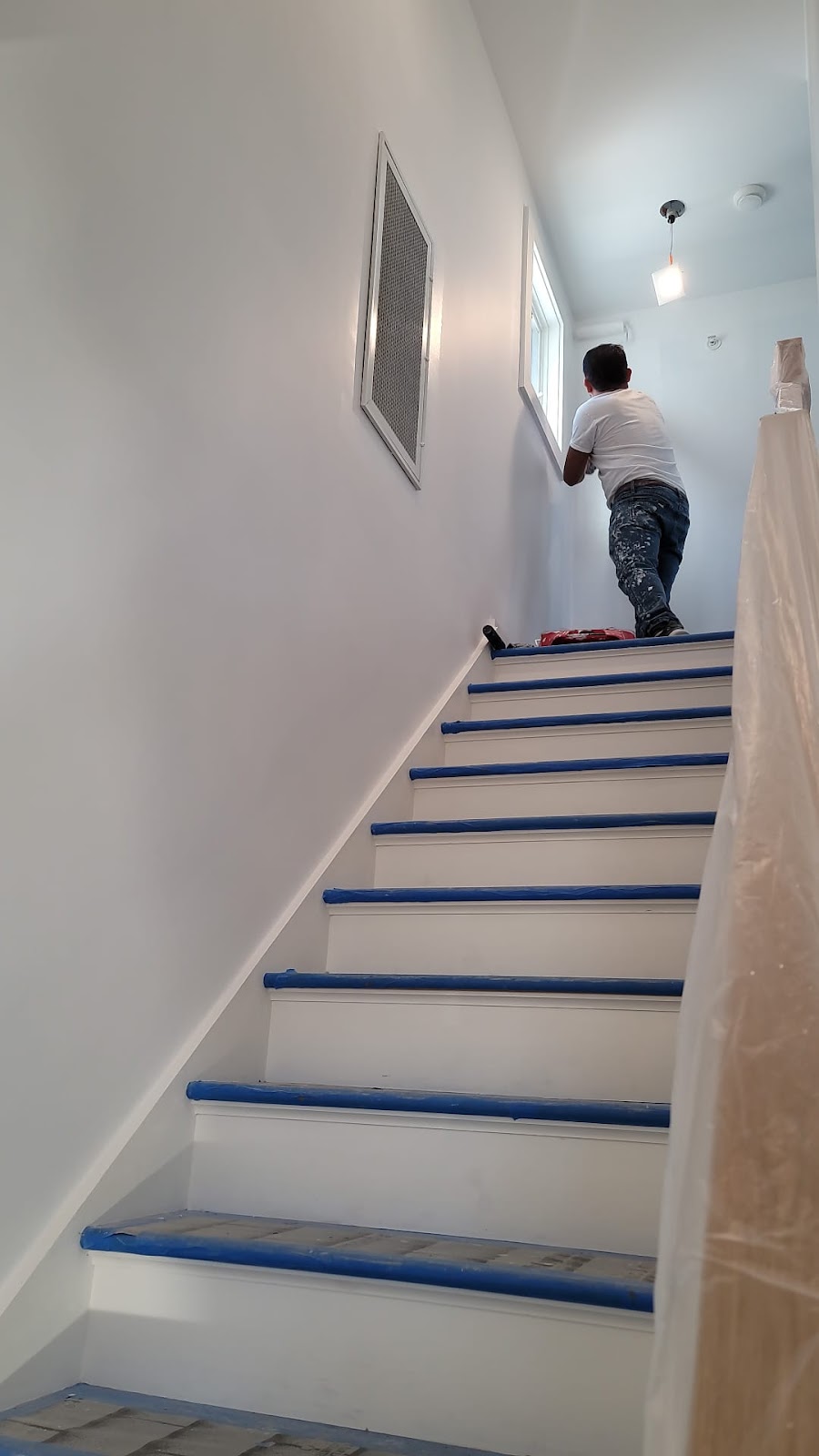 Hicksville Expert Painters | 67 Smith St, Hicksville, NY 11801 | Phone: (516) 898-7608