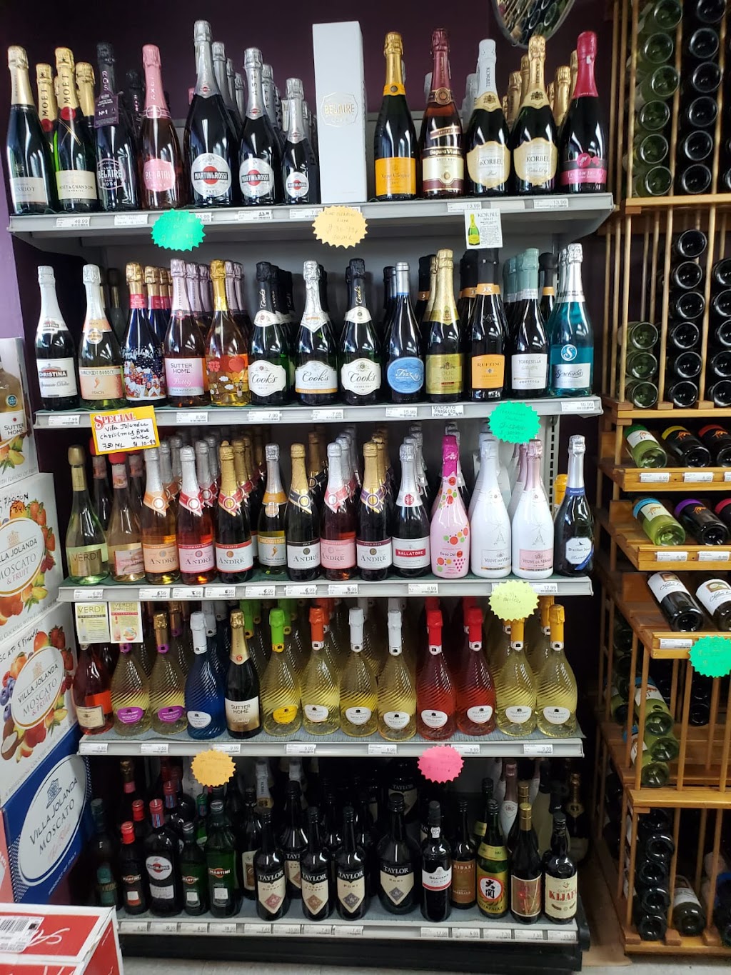 Discount Liquor of Annex | 383 Forbes Ave, New Haven, CT 06512 | Phone: (203) 467-1117