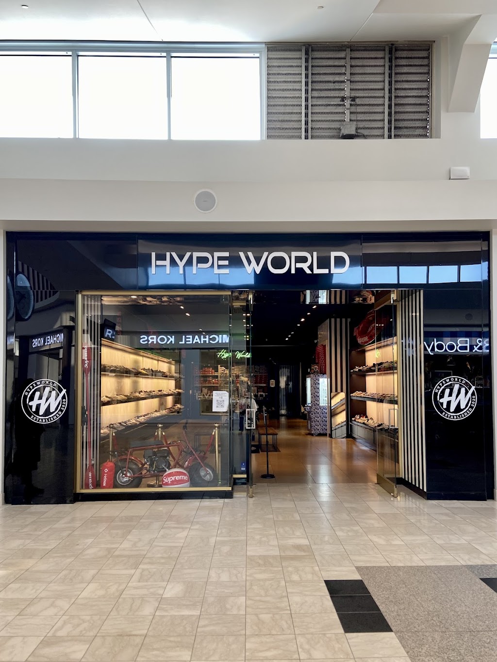 Hype World Walt Whitman Mall | 160 Walt Whitman Rd, Huntington Station, NY 11746 | Phone: (516) 828-0124