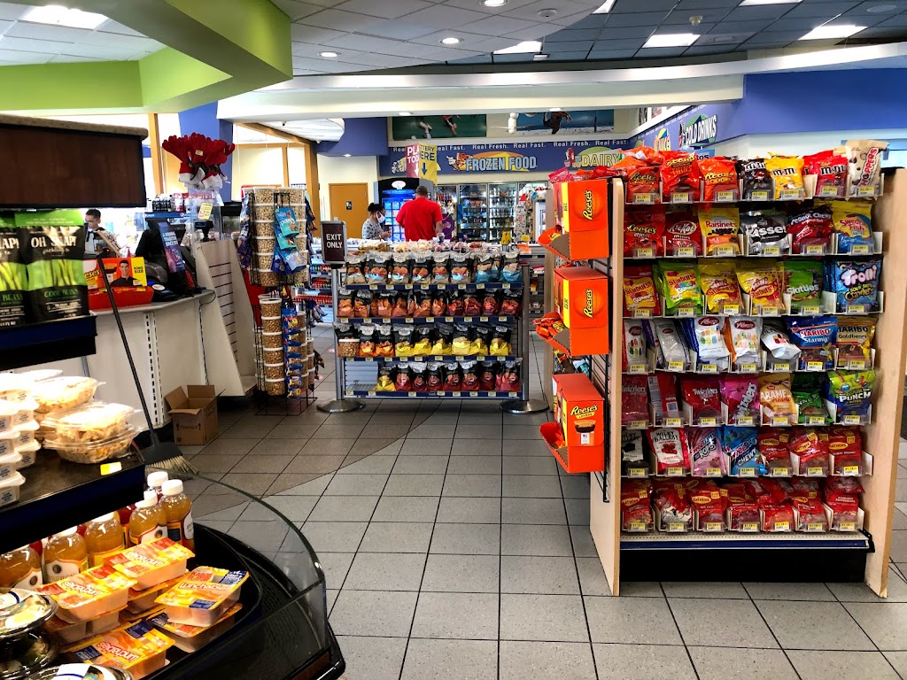 Royal Farms | 5456 N Dupont Hwy, Dover, DE 19901 | Phone: (302) 883-6262