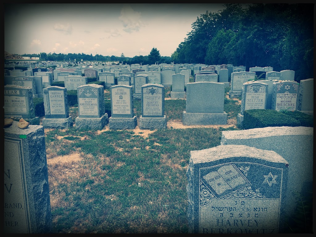 Wellwood Cemetery | 1400 Wellwood Ave, West Babylon, NY 11704 | Phone: (631) 249-2300