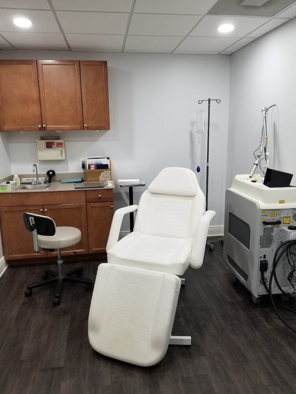 Strella Medical Aesthetics | 1108 N Bethlehem Pike, Lower Gwynedd Township, PA 19002 | Phone: (215) 793-9999