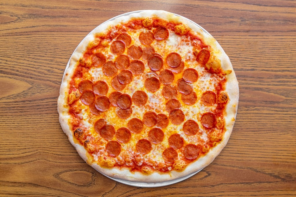 Pizzeria Di Mola | 176 Avenue O, Brooklyn, NY 11204 | Phone: (718) 331-6225