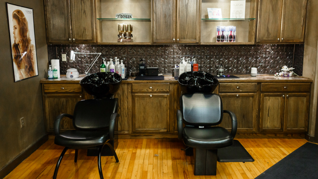 Doreens Family Hair Spa & Tanning Salon | 2355 NY-145, East Durham, NY 12423 | Phone: (518) 634-2543
