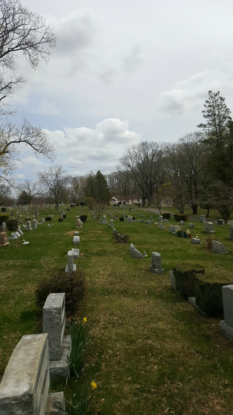 Rose Hill Cemetery | 411 Susquehanna Rd, Ambler, PA 19002 | Phone: (215) 646-1134
