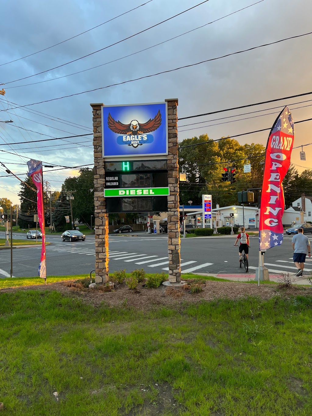 Eagles Nest | 4 Hartford Ave, Newington, CT 06111 | Phone: (860) 436-5114