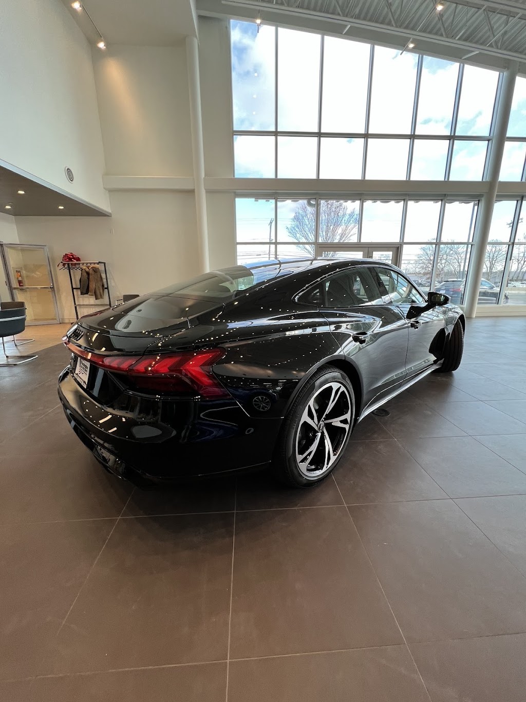 Audi Flemington | 213 US-202, Flemington, NJ 08822 | Phone: (908) 782-2400