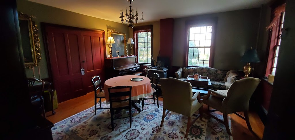 The Innkeepers Place Bed & Breakfast | 111 Stafford St, Stafford, CT 06075 | Phone: (860) 481-2181