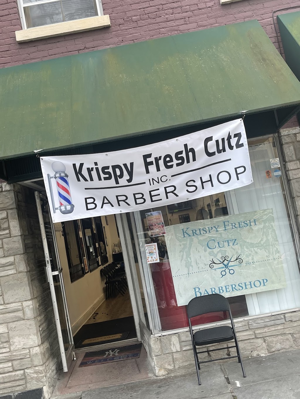 Fresh Cutz Barbershop | 89 Broadway, Newburgh, NY 12550 | Phone: (845) 762-1003