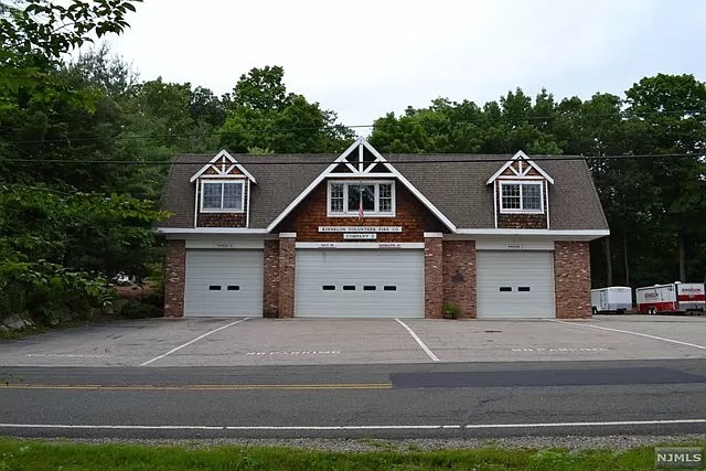 Kinnelon Volunteer Fire Company #3 | 15 Perimeter Rd, Kinnelon, NJ 07405 | Phone: (973) 838-6968