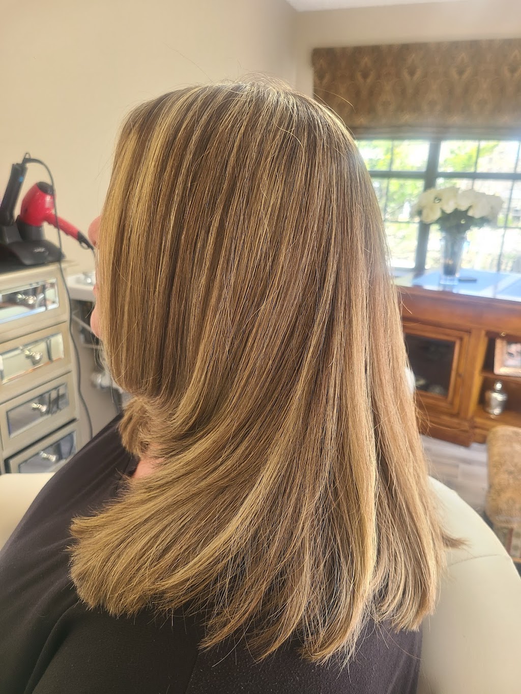 Luscious Locks by Lynn | 696 E Bay Ave Ste 4, 2nd Fl, Barnegat Township, NJ 08005 | Phone: (609) 389-6060