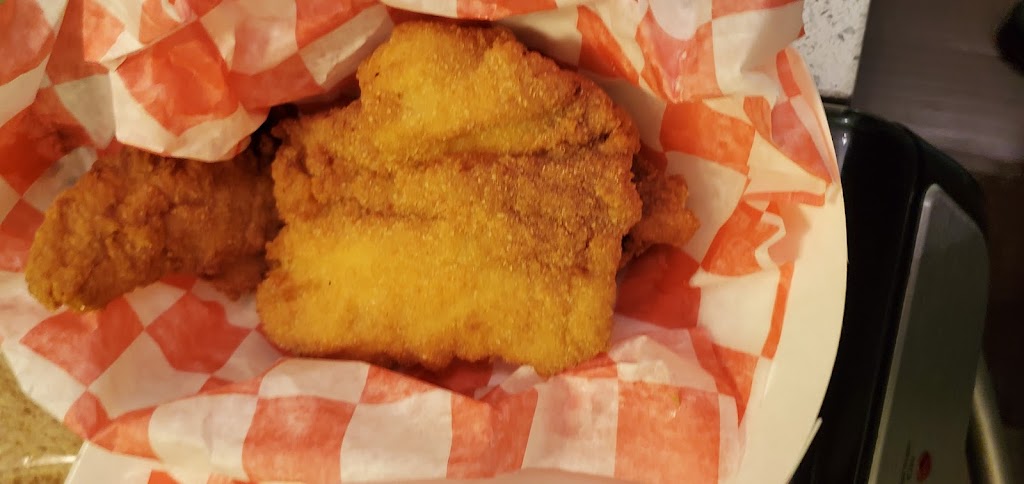 Brooklyn Fish - Chicken & Soul Food | 524 Broadway, Amityville, NY 11701 | Phone: (631) 789-6522