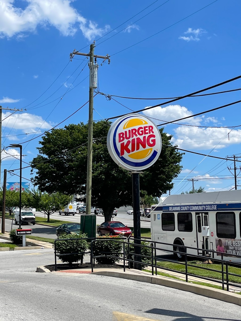 Burger King | 233 West Chester Pike, Havertown, PA 19083 | Phone: (610) 446-4870