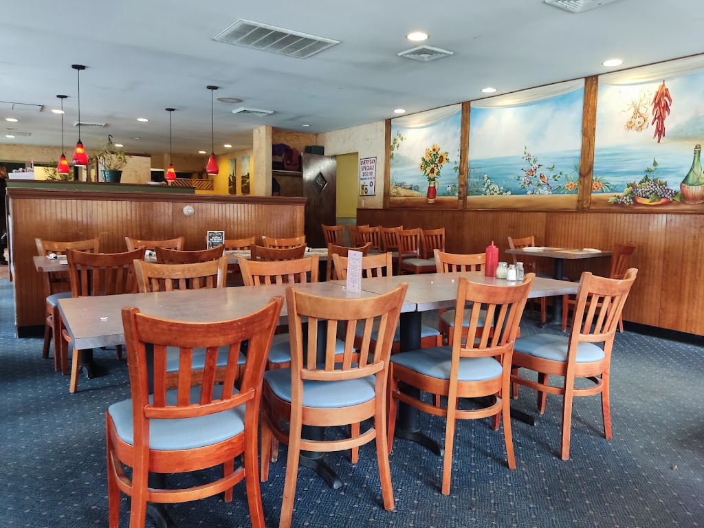 Michel Angelos Pizzeria Restaurant & Lounge | 256 Main St, New Hartford, CT 06057 | Phone: (860) 738-8585