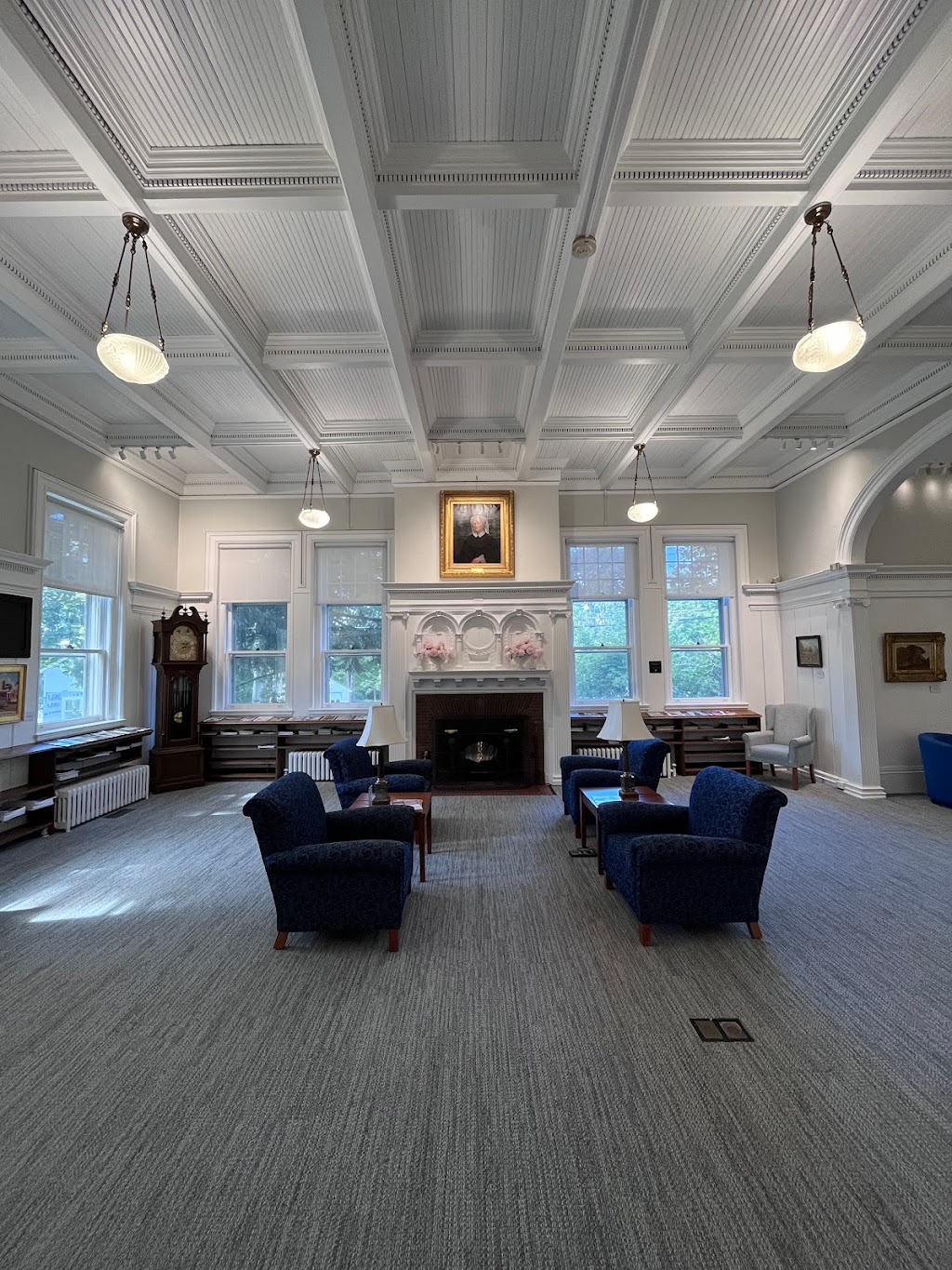Old Lyme-Phoebe Griffin Noyes Library | 2 Library Ln, Old Lyme, CT 06371 | Phone: (860) 434-1684