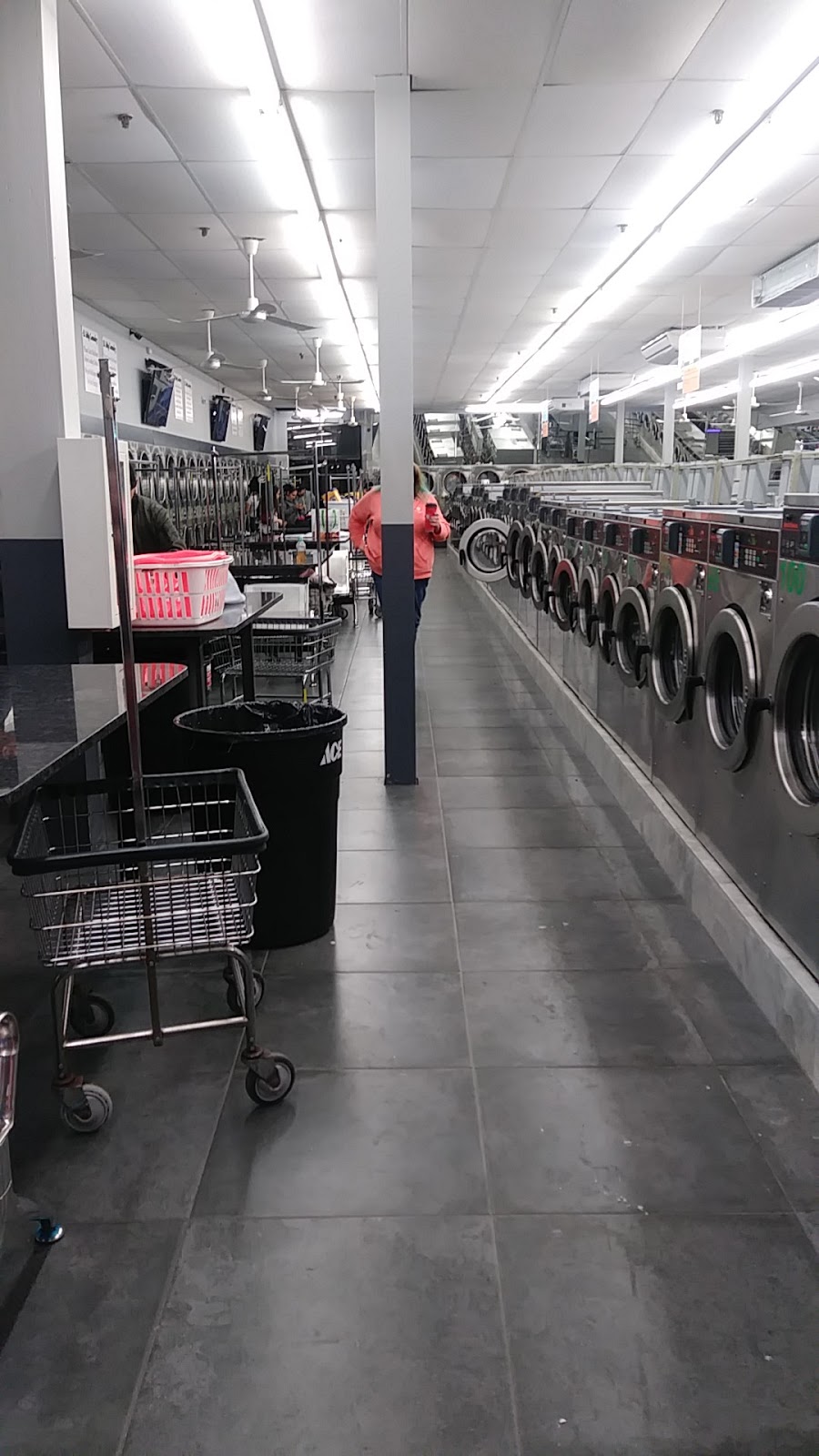 Laundry Depot East Islip | 24 W Main St, East Islip, NY 11730 | Phone: (631) 650-0852